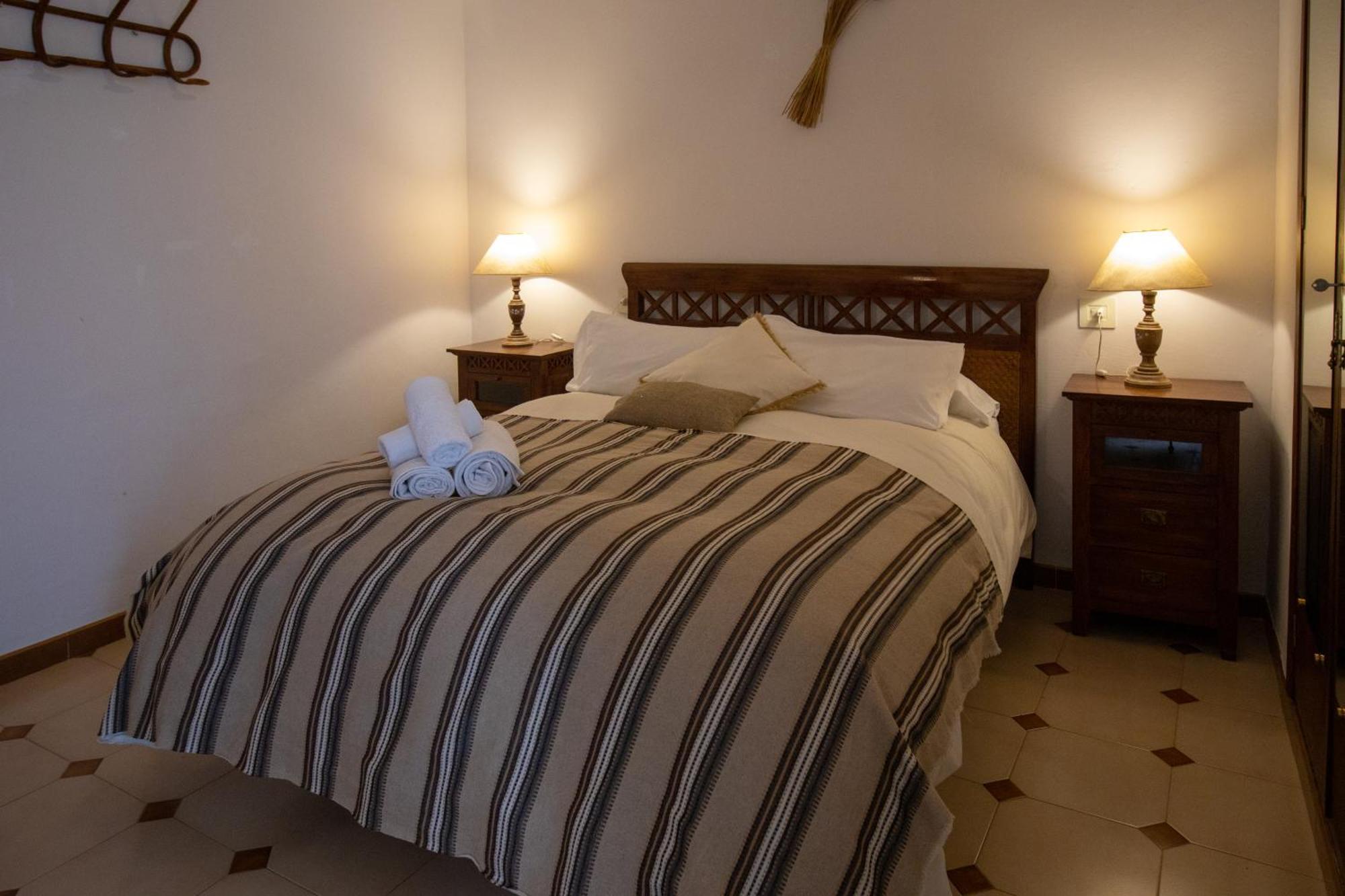 Вилла La Casa De La Lela Setenil De Las Bodegas Номер фото