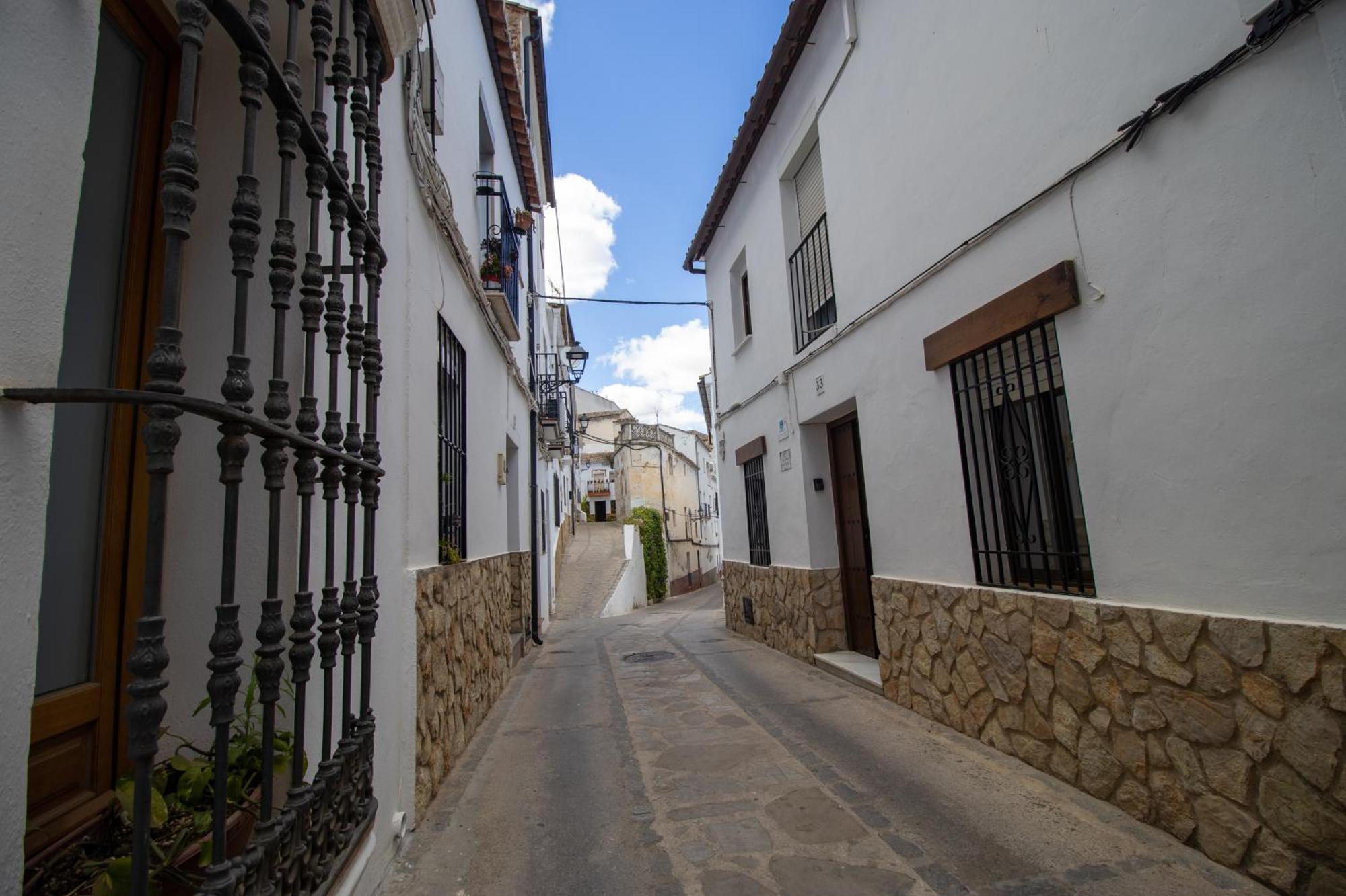 Вилла La Casa De La Lela Setenil De Las Bodegas Номер фото